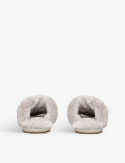 Ugg Scuffita Round-toe Sheepskin Slippers -Dune Shop R04110646 GREY ALT03